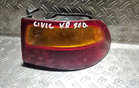 Honda Civic Rear/tail lights 013171907RR