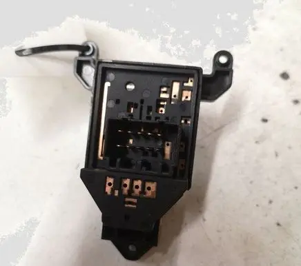 Hyundai Santa Fe Wing mirror switch 371480