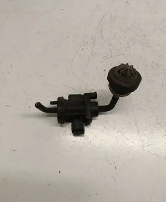 Mercedes-Benz C W203 Turbo solenoid valve A0005450527