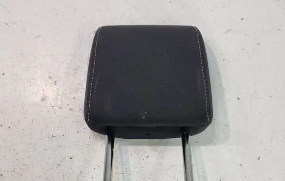 Toyota Yaris Cross Front seat headrest 