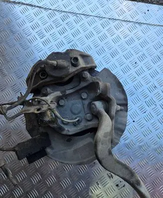 BMW 5 E60 E61 Front wheel hub 6760954