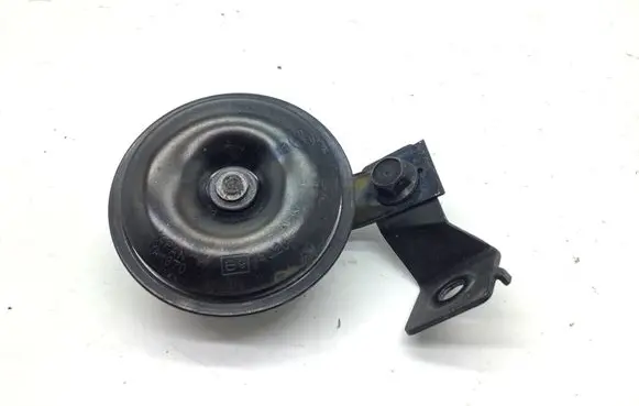 Nissan Leaf II (ZE1) Horn signal 004020