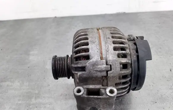 Mercedes-Benz Vito Viano W639 Generator/alternator A0131541002