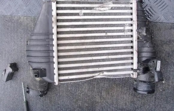 Audi A6 S6 C6 4F Intercooler radiator