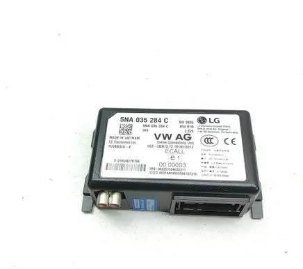 Audi Q3 F3 Bluetooth control unit module 5NA035284C