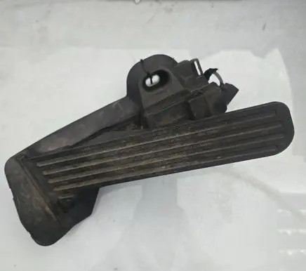 Skoda Superb B6 (3T) Accelerator throttle pedal 1K2721503M 6PV00874500