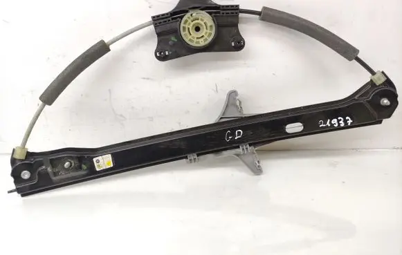 Skoda Superb B8 (3V) Rear window lifting mechanism without motor