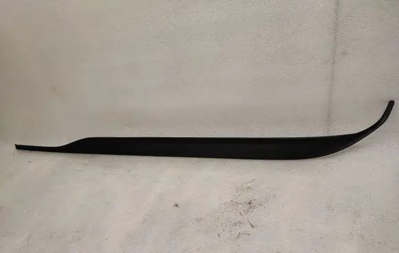 Volvo S60 Side skirt front trim 31373403