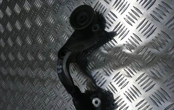 Honda Civic Generator/alternator belt tensioner