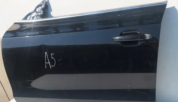 Audi A5 8T 8F Front door