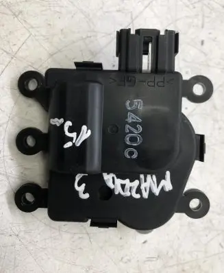 Mazda 3 III Air flap motor/actuator