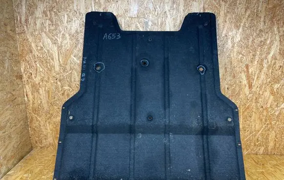 Audi Q3 8U Engine splash shield/under tray