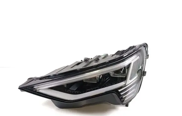 Audi e-tron Headlight/headlamp 4KE941039