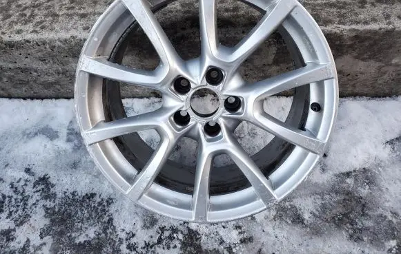 Audi Q5 SQ5 R18 alloy rim 8R0601025C