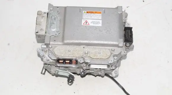 Lexus RC Voltage converter inverter G920030132 G927053010
