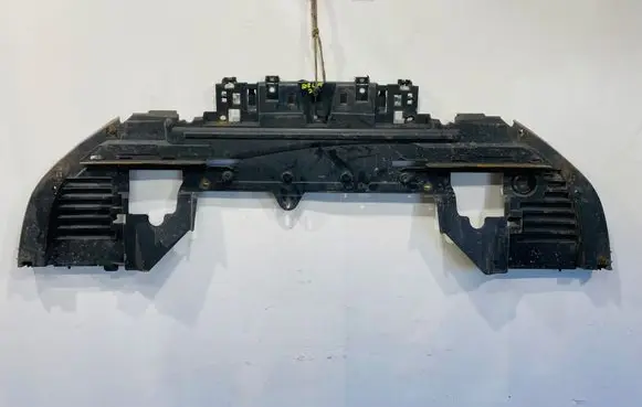 Peugeot 508 Front bumper skid plate/under tray 9675692880