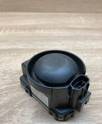 Lexus GS 300 350 430 450H Alarm system siren 8904030010 2370003620