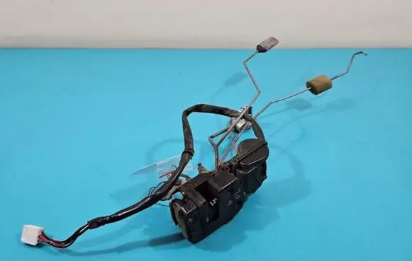 Mazda Premacy Front door lock IMPRK1377354