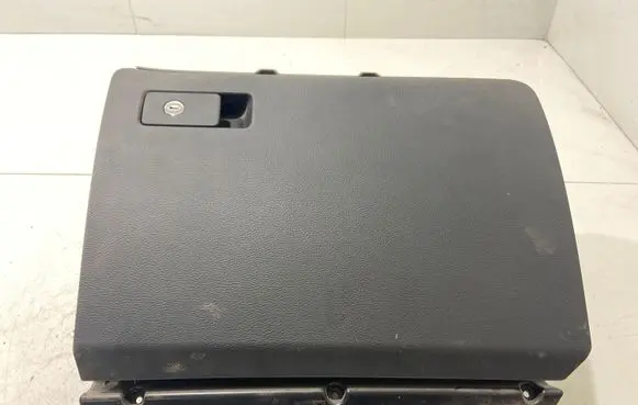 Volkswagen PASSAT B6 Glove box 3C1857114 T002422611 P0108696