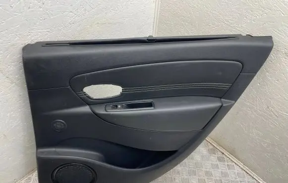 Renault Scenic III - Grand scenic III Rear door card panel trim 829A00449R