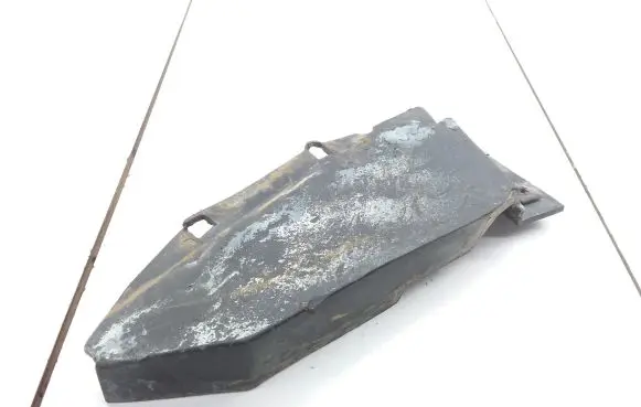 Jaguar XJ X40 Front mudguard 
