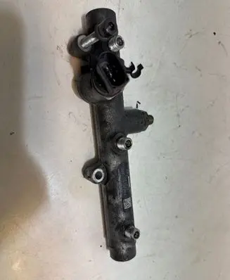 Audi A6 S6 C6 4F Fuel main line pipe 059130089K 00R001853