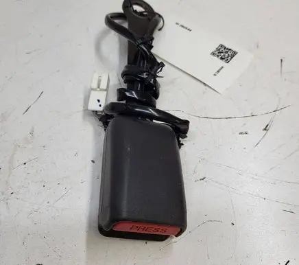 Nissan Leaf I (ZE0) Front seatbelt buckle 623808300B