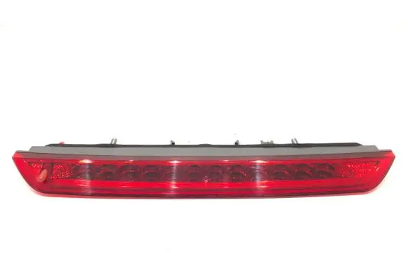 Opel Grandland X Third/center stoplight