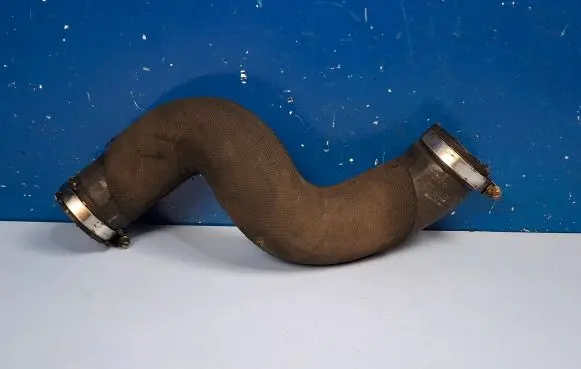 Audi Q5 SQ5 Intercooler hose/pipe 8R0145737H 8R0145737