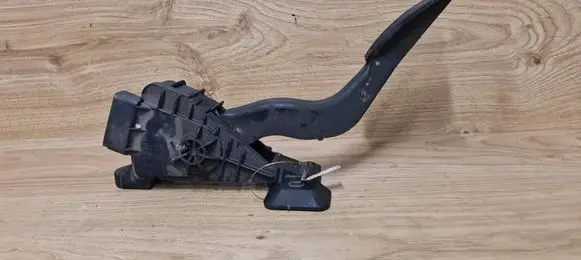 Mazda 6 Accelerator throttle pedal 1988003460