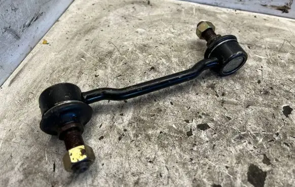 Hyundai Sonata Front anti-roll bar/sway bar