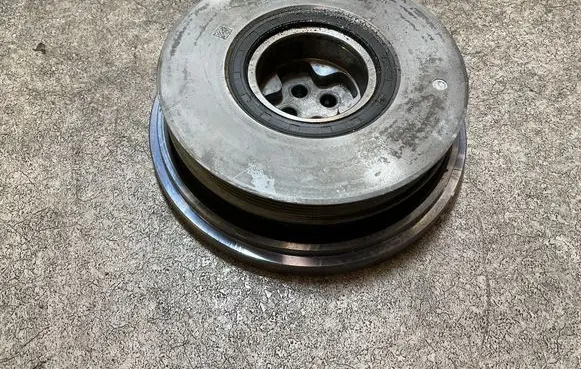 Mercedes-Benz Sprinter W907 W910 Crankshaft pulley A6540300003