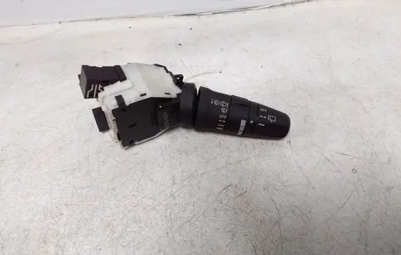 Nissan Note (E11) Wiper control stalk 0316SN