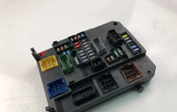 Citroen DS4 Fuse box set 9665547480