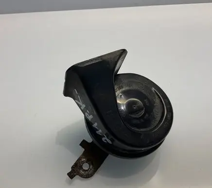 Mercedes-Benz E W211 Horn signal A0065420120 0065420120