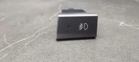 Hyundai Lantra II Fog light switch 9374025000