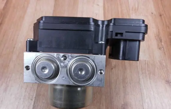 Toyota RAV 4 (XA50) ABS Pump 4451042220 11604076310 8954142B60