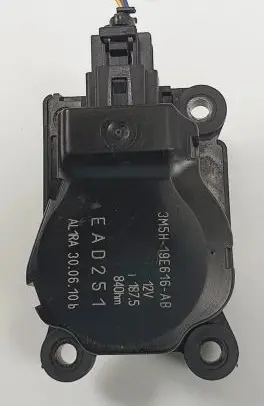 Ford Mondeo MK IV A/C air flow flap actuator/motor 3M5H-19E616-AB