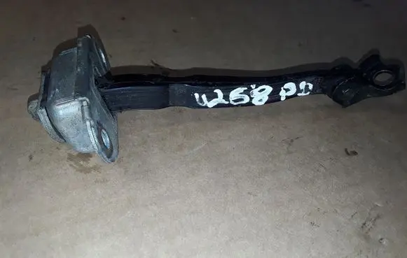 Nissan X-Trail T31 Front door check strap stopper NOCODE