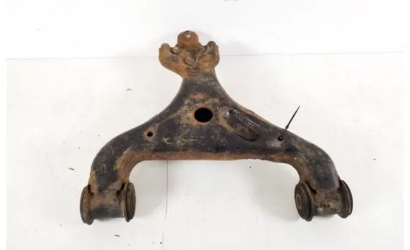 Mercedes-Benz Vito Viano W639 Front lower control arm/wishbone A6393300910