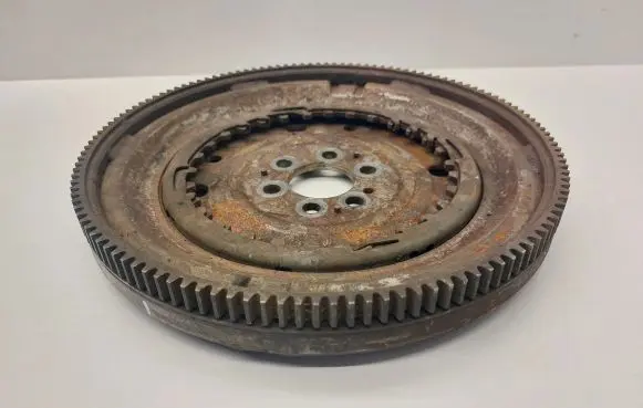 Volkswagen Golf VII Flywheel 03F105266C
