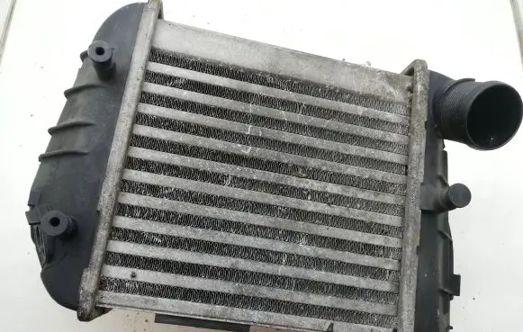 Audi A4 S4 B6 8E 8H Intercooler radiator 8E0145805AD