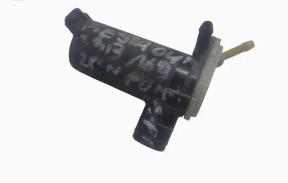 Ford Fiesta Windscreen/windshield washer pump