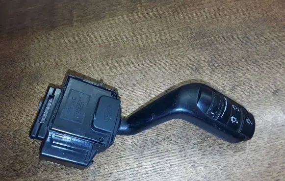 Ford Transit Wiper control stalk 17D940