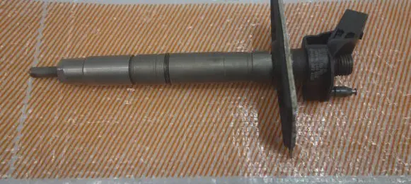 Audi A5 8T 8F Fuel injector 059130277BE 0445116023