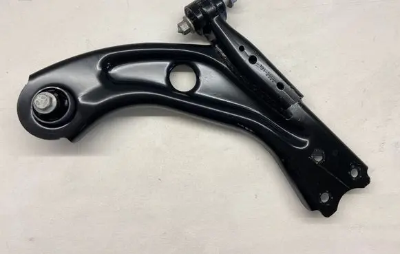 Peugeot 308 Front lower control arm/wishbone