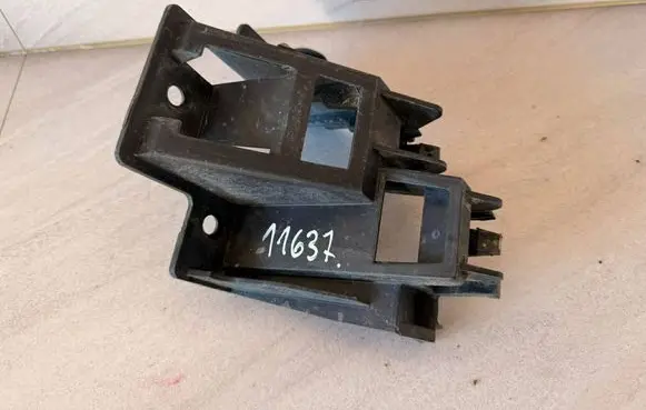 Volkswagen Jetta VI Rear bumper mounting bracket 5C6807393A