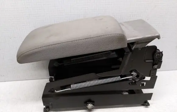 Volkswagen PASSAT B5.5 Armrest 3B1864207