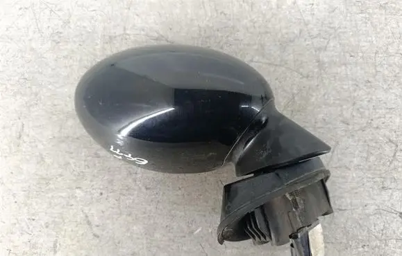 Mini One - Cooper Cabrio R52 Front door electric wing mirror 