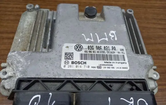 Skoda Octavia Mk2 (1Z) Engine control unit/module 03G906021PQ 0281014710